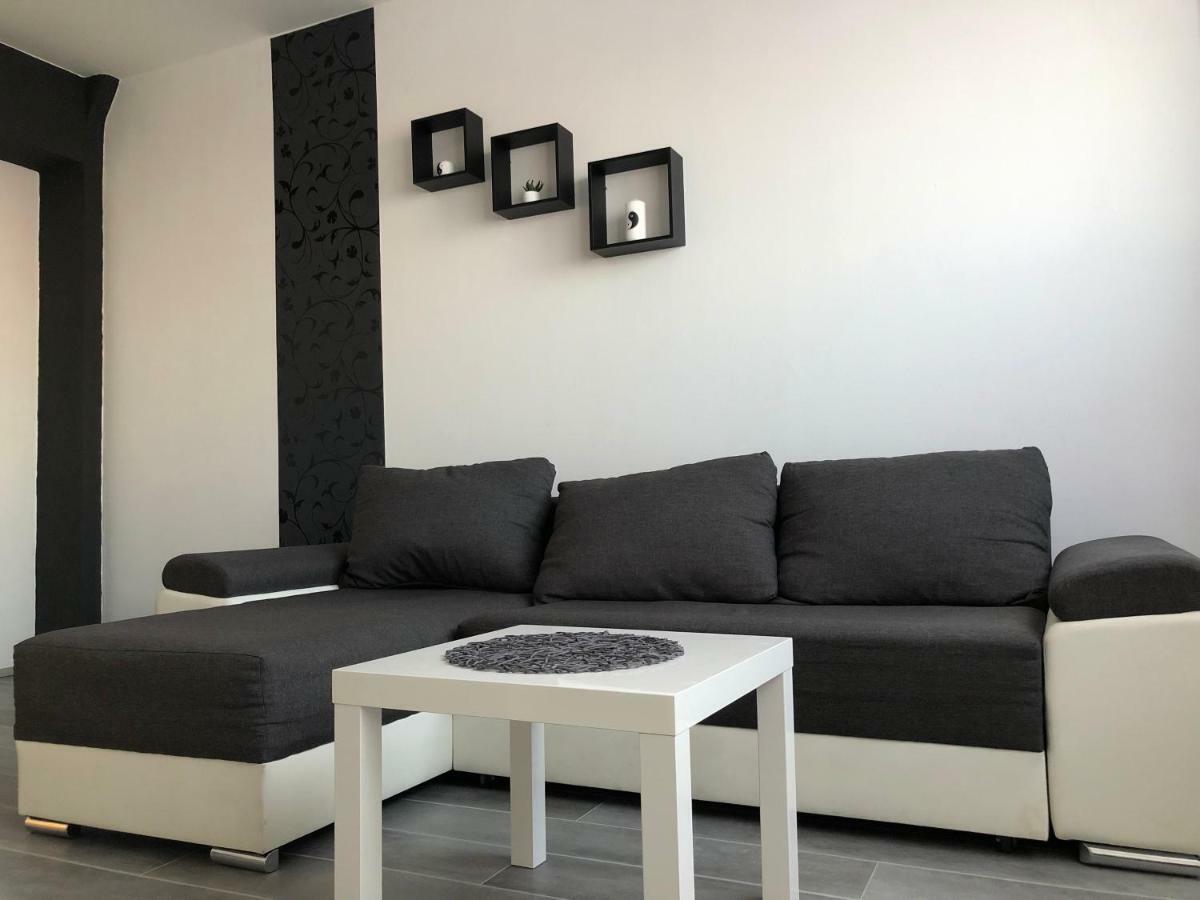 Dave Apartman Segedin Dış mekan fotoğraf