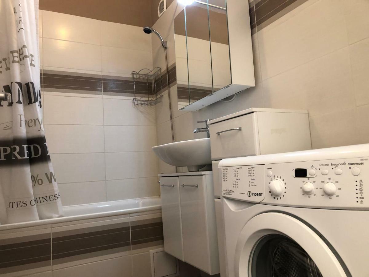 Dave Apartman Segedin Dış mekan fotoğraf