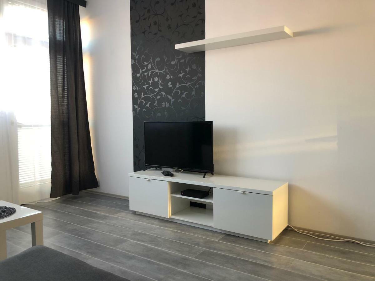 Dave Apartman Segedin Dış mekan fotoğraf